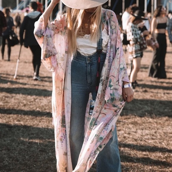 Boho Paradise Petals Bohemian Pink Gypsy Kimono Duster - Picture 6 of 16